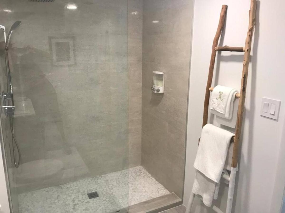Lux - Brickell Unit *